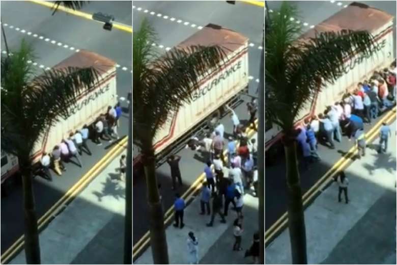 SCREENGRABS FROM VIDEO COURTESY OF FOO SUAN WANG